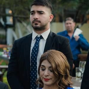 Meet your Posher, Esaú